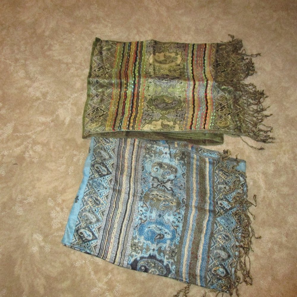 Persian scarf